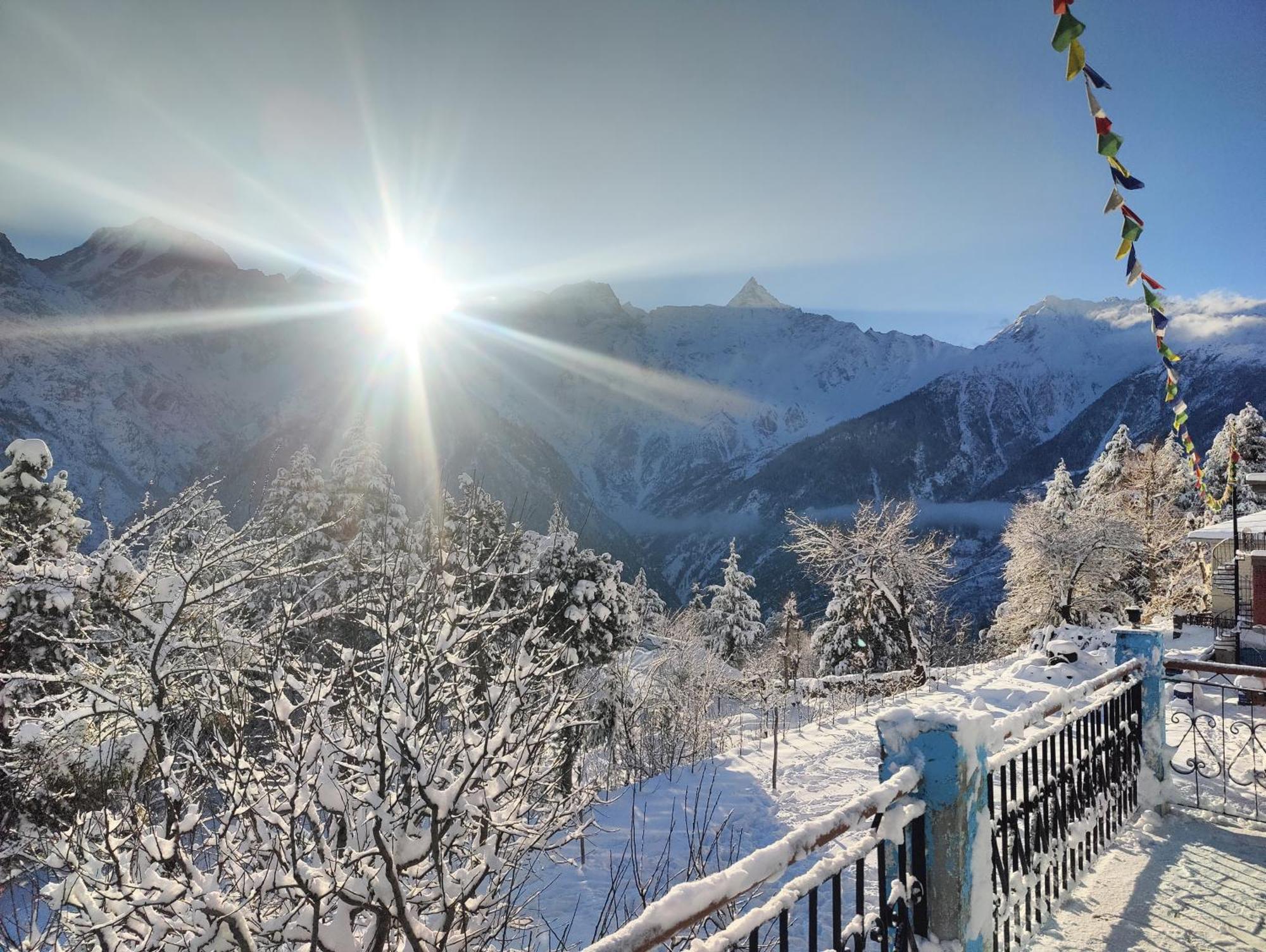 Silk Route Home Stay Калпа Екстер'єр фото